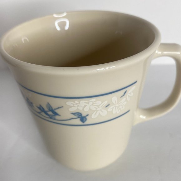 Coffee Cups Corelle Corning Ware First of Spring Blue White Floral Set of 2 Vtg - Picture 2 of 5